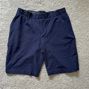 Navy Under Armor Women Golf Shorts. NWT, Size 6